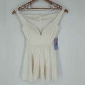 NWT Tawny Women’s White Formal Dress Sz Lg Sleeveless Wedding Party Underwire Y0